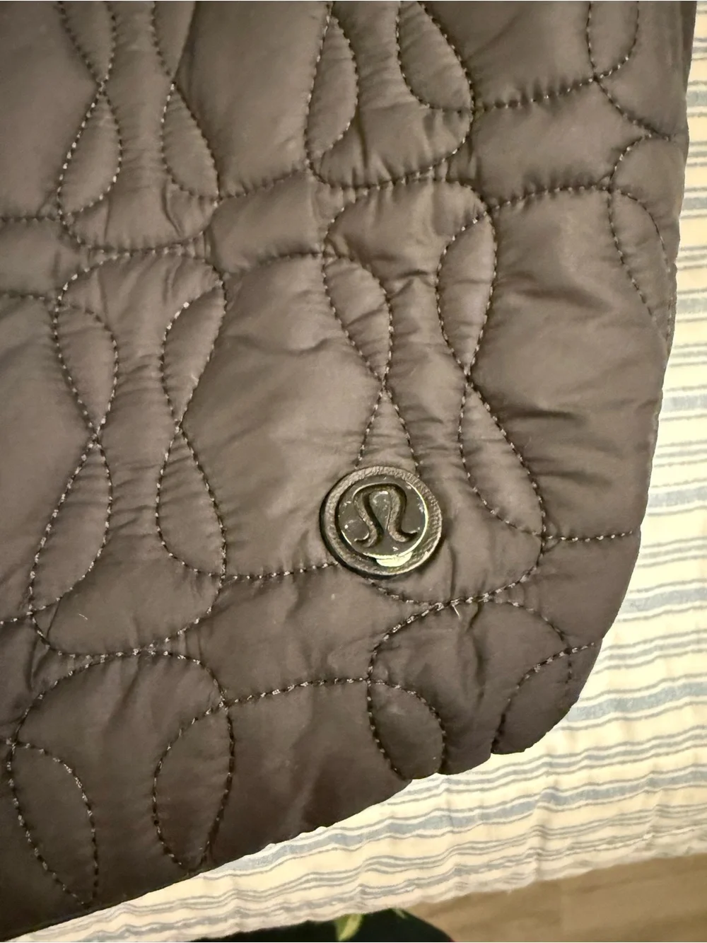 lululemon athletica Quilted Embrace Tote Bag 20L